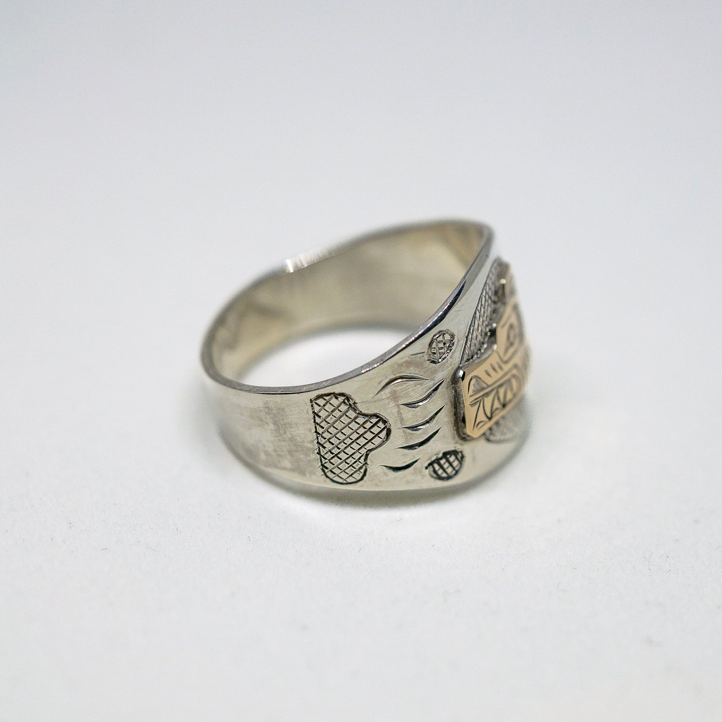 Bear Hand Carved Ring by Frank Wallace, Lil'wat