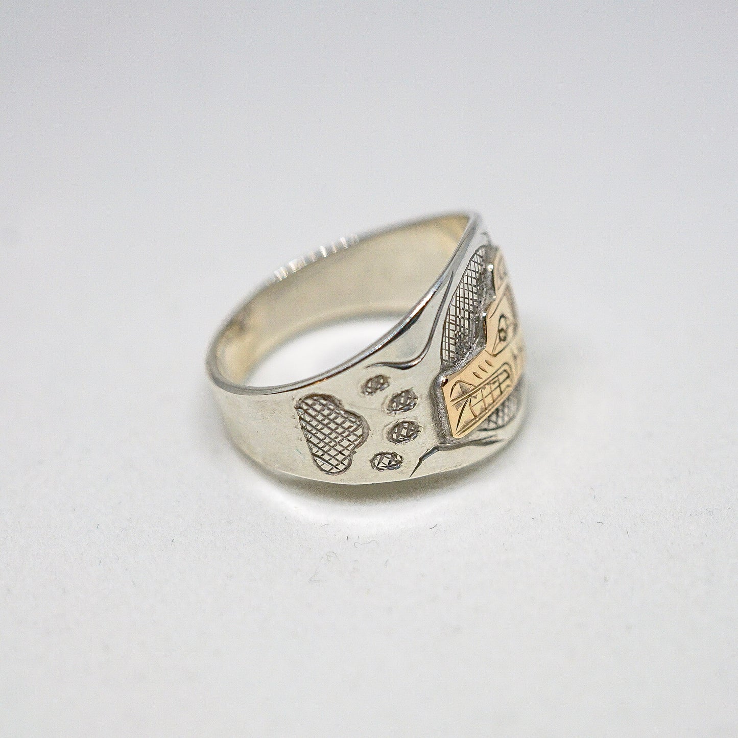Wolf Hand Carved Ring by Frank Wallace, Lil'wat