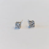 1 Carat TW Diamond Stud Earrings