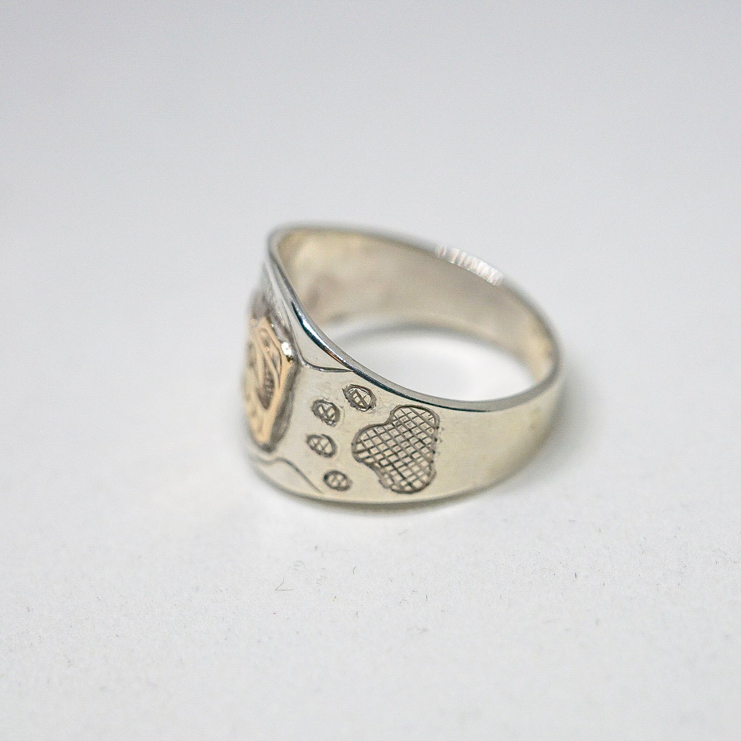 Wolf Hand Carved Ring by Frank Wallace, Lil'wat