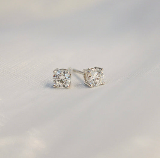 1 Carat TW Diamond Stud Earrings